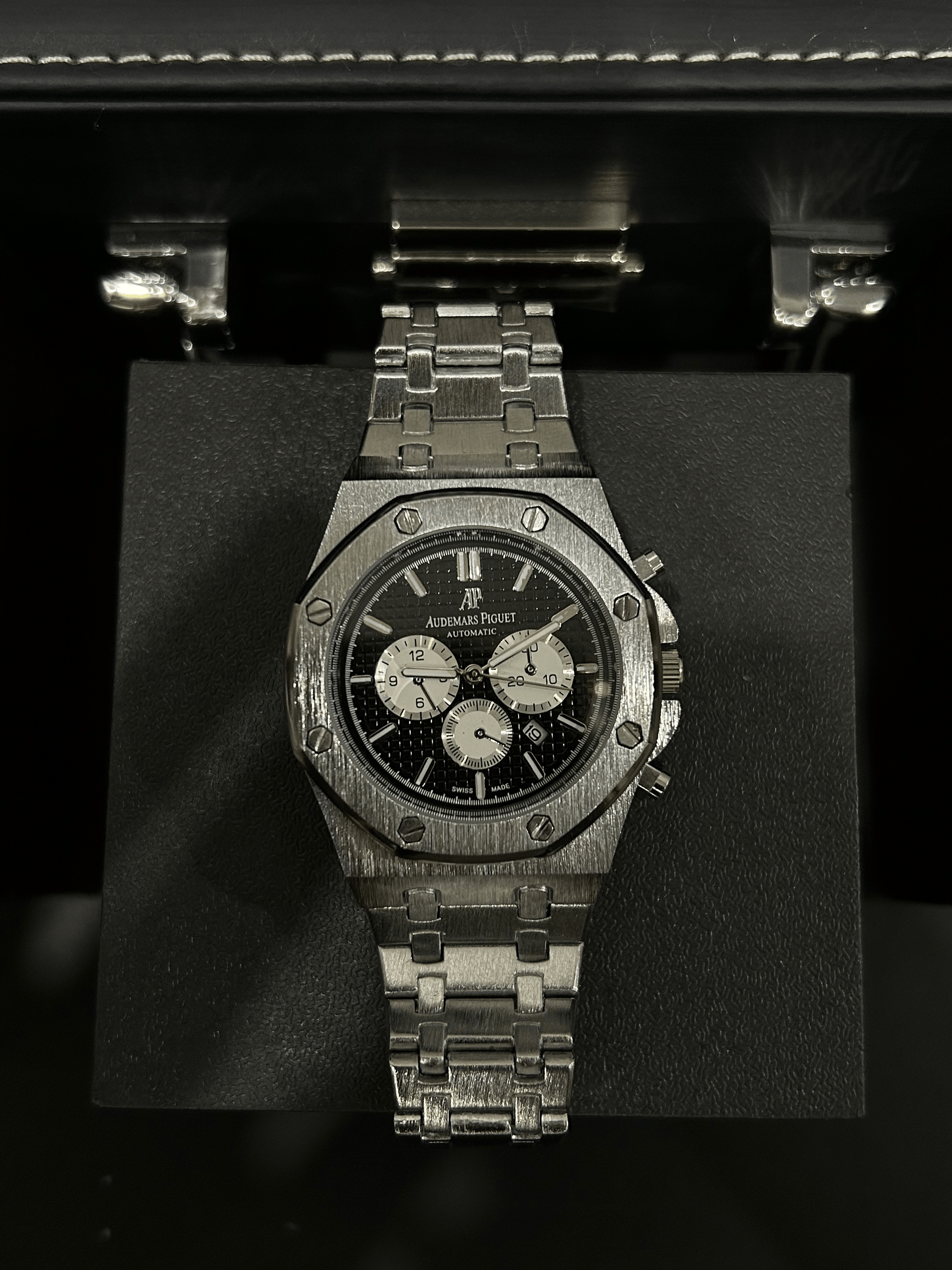 A.P Stainless Steel Silver Dial & Silver Chain