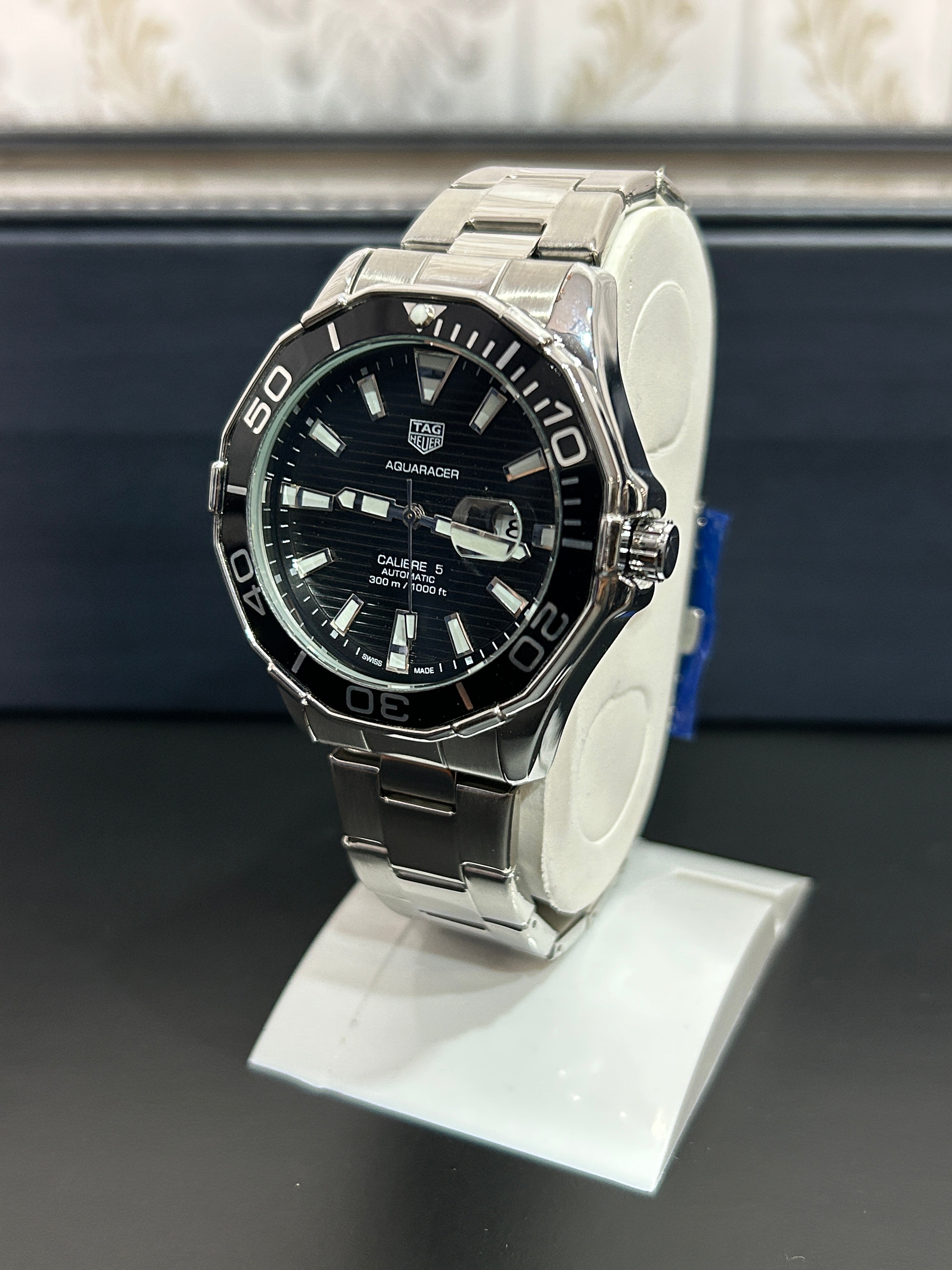 Aquaracer Calibre 5 Black Dial & Silver Chain